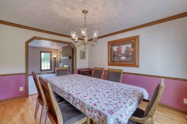 W284N4919 Roosevelts Quay, Pewaukee, WI 53072