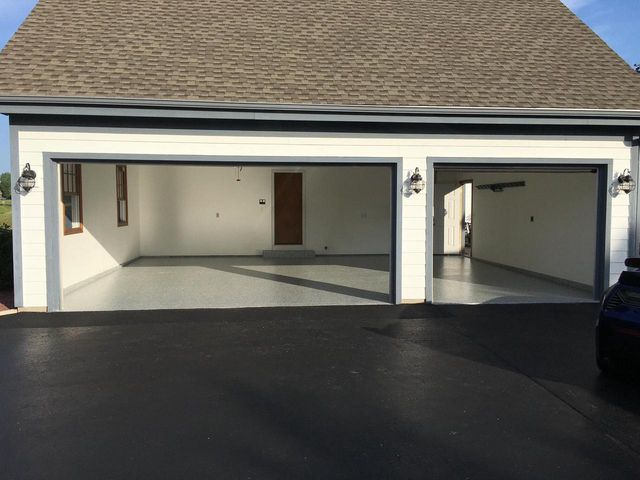 W284N4919 Roosevelts Quay, Pewaukee, WI 53072