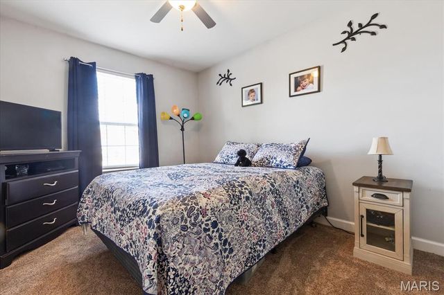 1910 Homefield Prairie Court, O'fallon, MO 63366