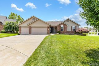 1910 Homefield Prairie Court, O'fallon, MO 63366