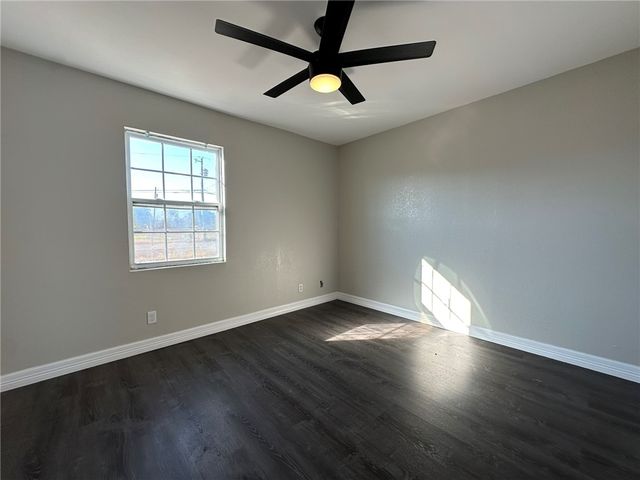 3152 Meadow, Robstown, TX 78380