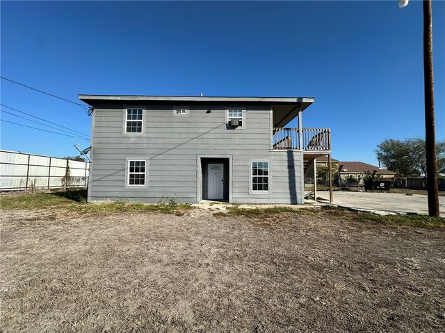 3152 Meadow, Robstown, TX 78380