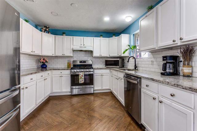 3112 Sidney Drive, Mesquite, TX 75150