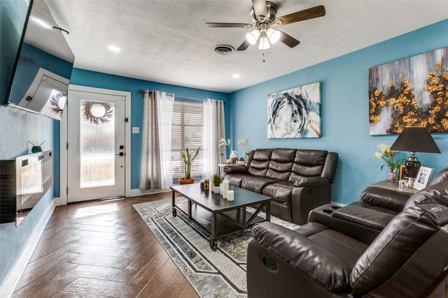 3112 Sidney Drive, Mesquite, TX 75150