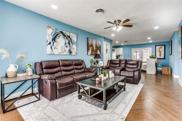 3112 Sidney Drive, Mesquite, TX 75150