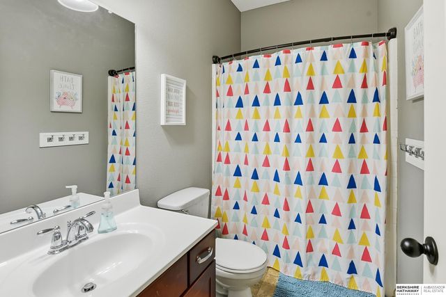 20816 Honeysuckle Drive, Omaha, NE 68022