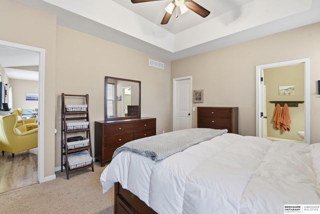 20816 Honeysuckle Drive, Omaha, NE 68022