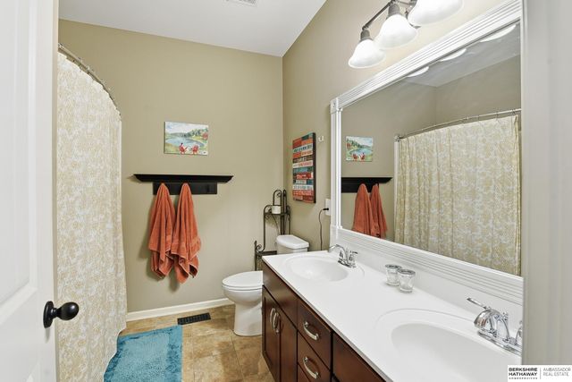 20816 Honeysuckle Drive, Omaha, NE 68022