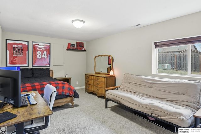 20816 Honeysuckle Drive, Omaha, NE 68022