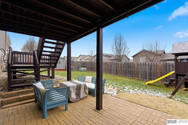 20816 Honeysuckle Drive, Omaha, NE 68022