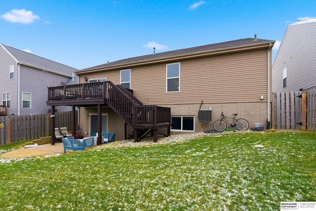 20816 Honeysuckle Drive, Omaha, NE 68022