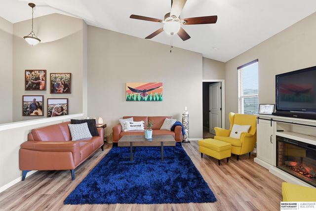 20816 Honeysuckle Drive, Omaha, NE 68022