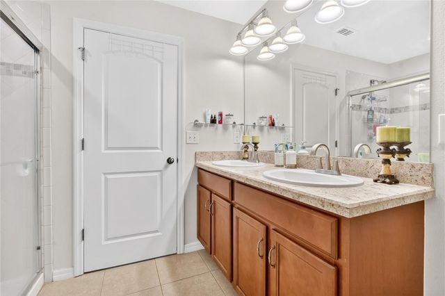 11511 SOUTHERN CREEK DRIVE, Gibsonton, FL 33534