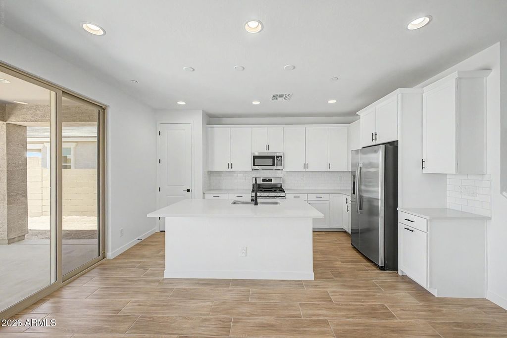 13584 W MAYBERRY Trail, Peoria, AZ 85383 — photo 3