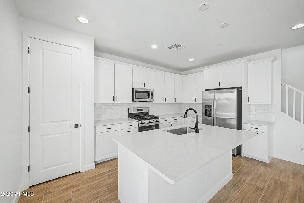 13584 W MAYBERRY Trail, Peoria, AZ 85383 — photo 4