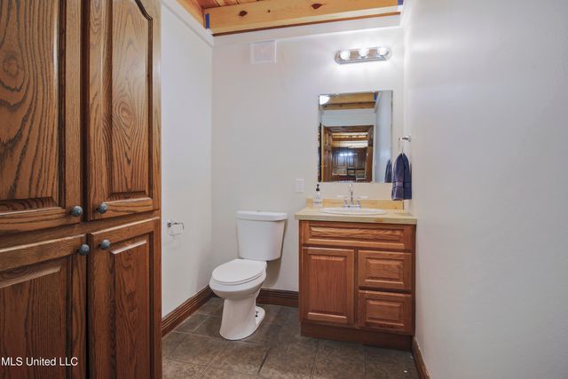 17542 Jones Lane, Saucier, MS 39574