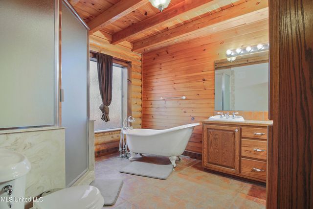 17542 Jones Lane, Saucier, MS 39574