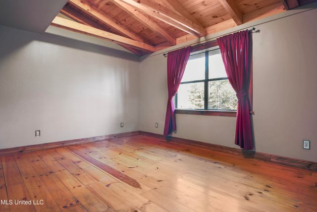 17542 Jones Lane, Saucier, MS 39574