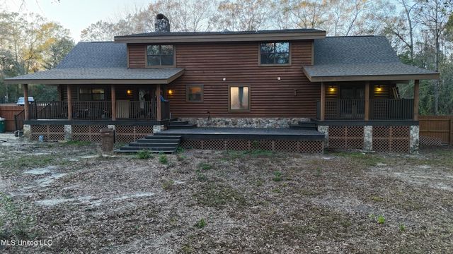 17542 Jones Lane, Saucier, MS 39574