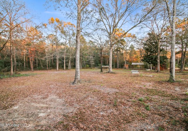 17542 Jones Lane, Saucier, MS 39574