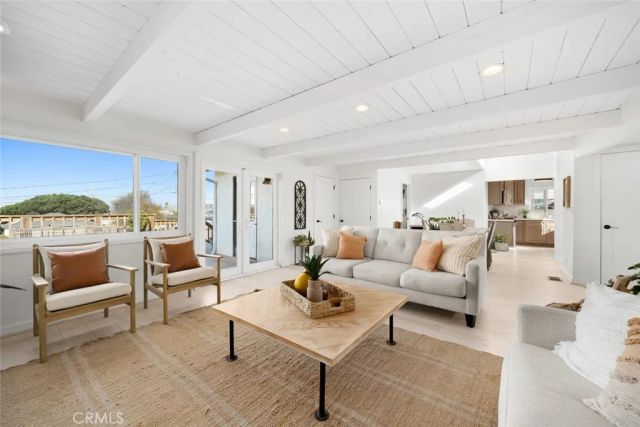 363 N 5th St, Grover Beach, CA 93433