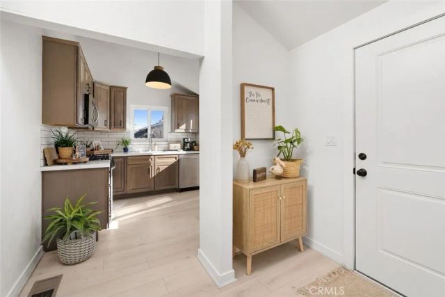 363 N 5th St, Grover Beach, CA 93433
