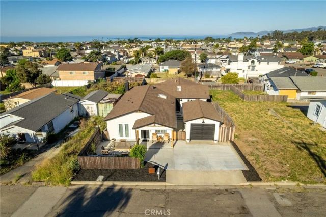 363 N 5th St, Grover Beach, CA 93433