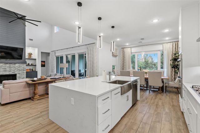 2852 Persimmon Ridge Court, Bryan, TX 77807