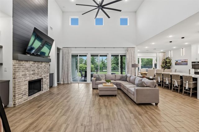 2852 Persimmon Ridge Court, Bryan, TX 77807