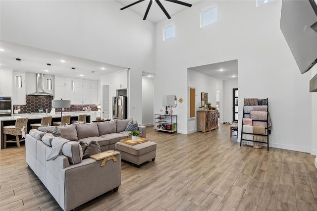 2852 Persimmon Ridge Court, Bryan, TX 77807