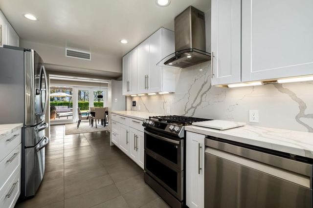 71369 Country Club Drive, Rancho Mirage, CA 92270