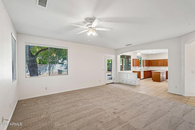 8248 W CHARTER OAK Road, Peoria, AZ 85381