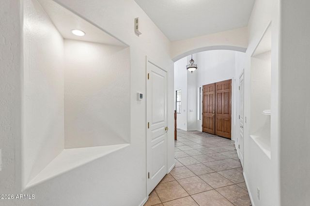 8248 W CHARTER OAK Road, Peoria, AZ 85381
