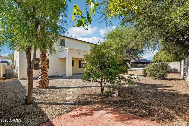 8248 W CHARTER OAK Road, Peoria, AZ 85381