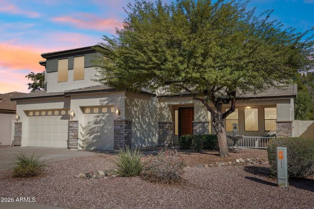 8248 W CHARTER OAK Road, Peoria, AZ 85381