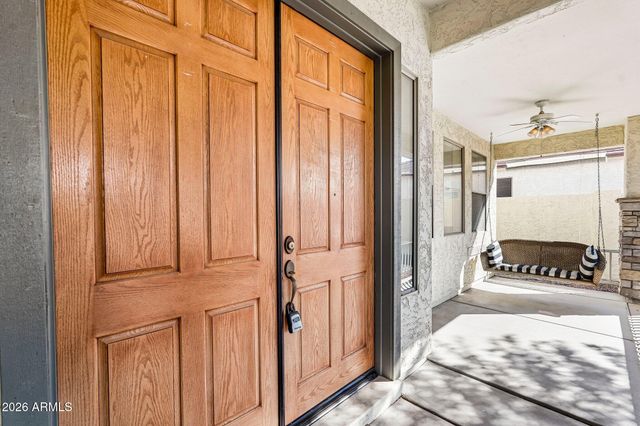 8248 W CHARTER OAK Road, Peoria, AZ 85381
