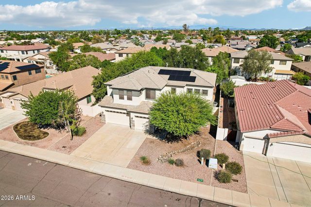 8248 W CHARTER OAK Road, Peoria, AZ 85381