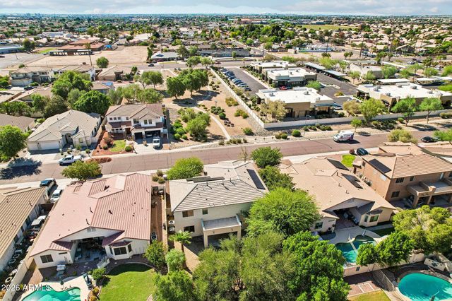 8248 W CHARTER OAK Road, Peoria, AZ 85381
