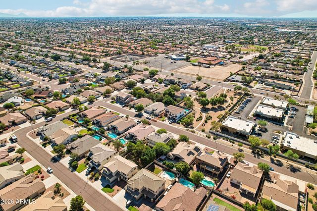 8248 W CHARTER OAK Road, Peoria, AZ 85381