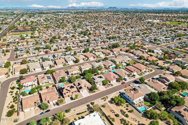 8248 W CHARTER OAK Road, Peoria, AZ 85381