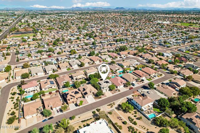 8248 W CHARTER OAK Road, Peoria, AZ 85381