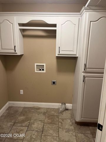 310 N Grimes Street, Carl Junction, MO 64834