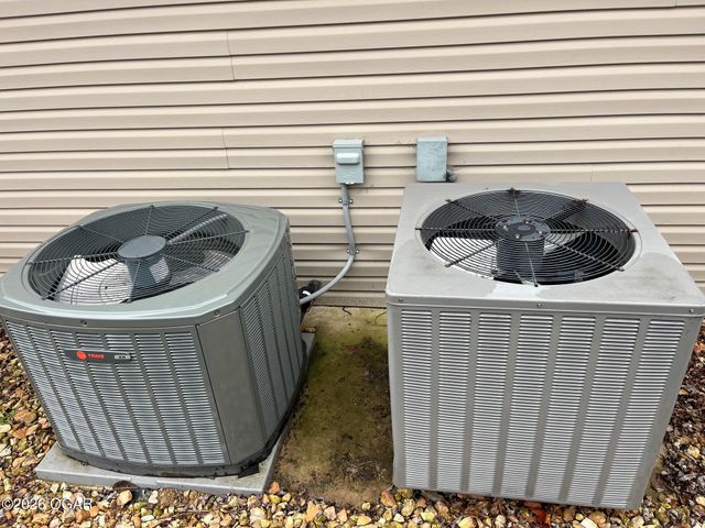 310 N Grimes Street, Carl Junction, MO 64834