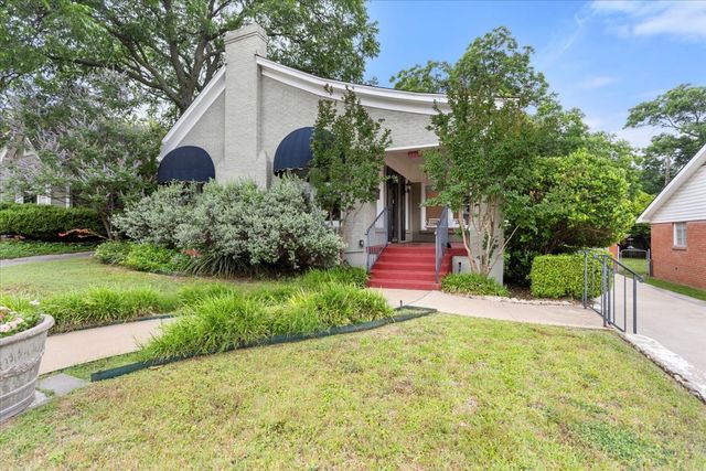 4016 Pershing Avenue, Fort Worth, TX 76107