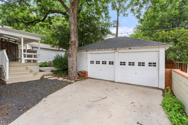4016 Pershing Avenue, Fort Worth, TX 76107