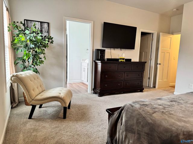 100 Kretzer Court, Huntsville, AL 35806