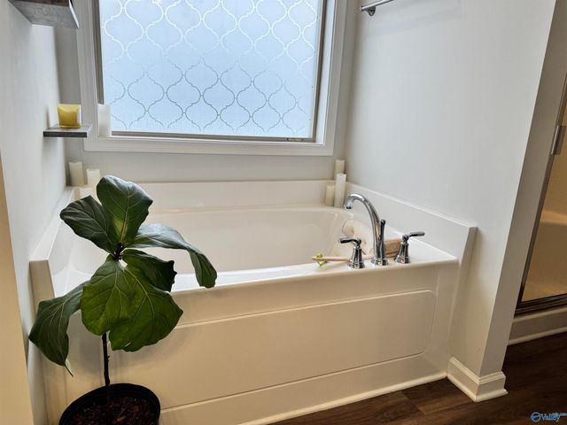 100 Kretzer Court, Huntsville, AL 35806