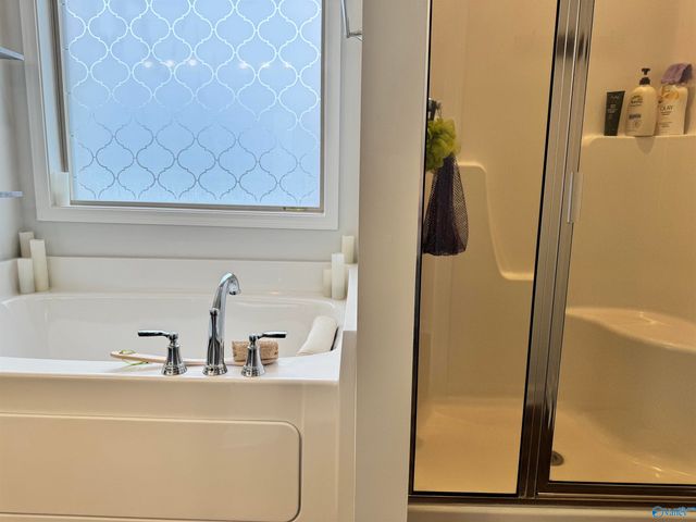 100 Kretzer Court, Huntsville, AL 35806