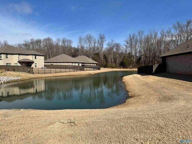 100 Kretzer Court, Huntsville, AL 35806