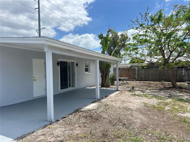 6405 S MANHATTAN AVENUE, Tampa, FL 33616
